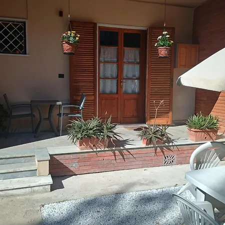 Casa A Due Passi Dal Mare Cesira Holiday home Forte dei Marmi