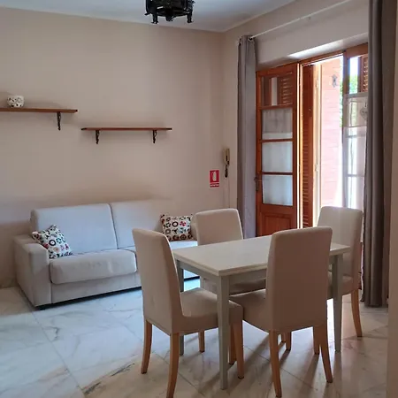 Casa A Due Passi Dal Mare Cesira Holiday home Forte dei Marmi
