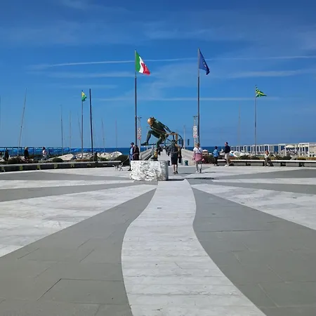 Casa A Due Passi Dal Mare Cesira * Forte dei Marmi