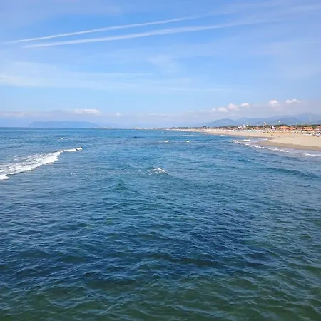 Casa A Due Passi Dal Mare Cesira Forte dei Marmi